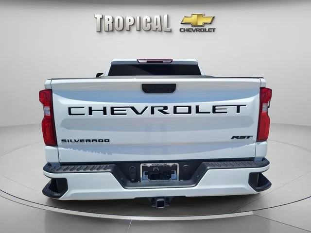 Used 2026 Summit White Chevrolet RST image 4