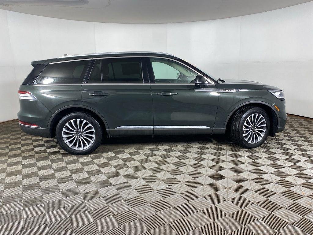 Used 2022 Green Metallic Lincoln Reserve image 10