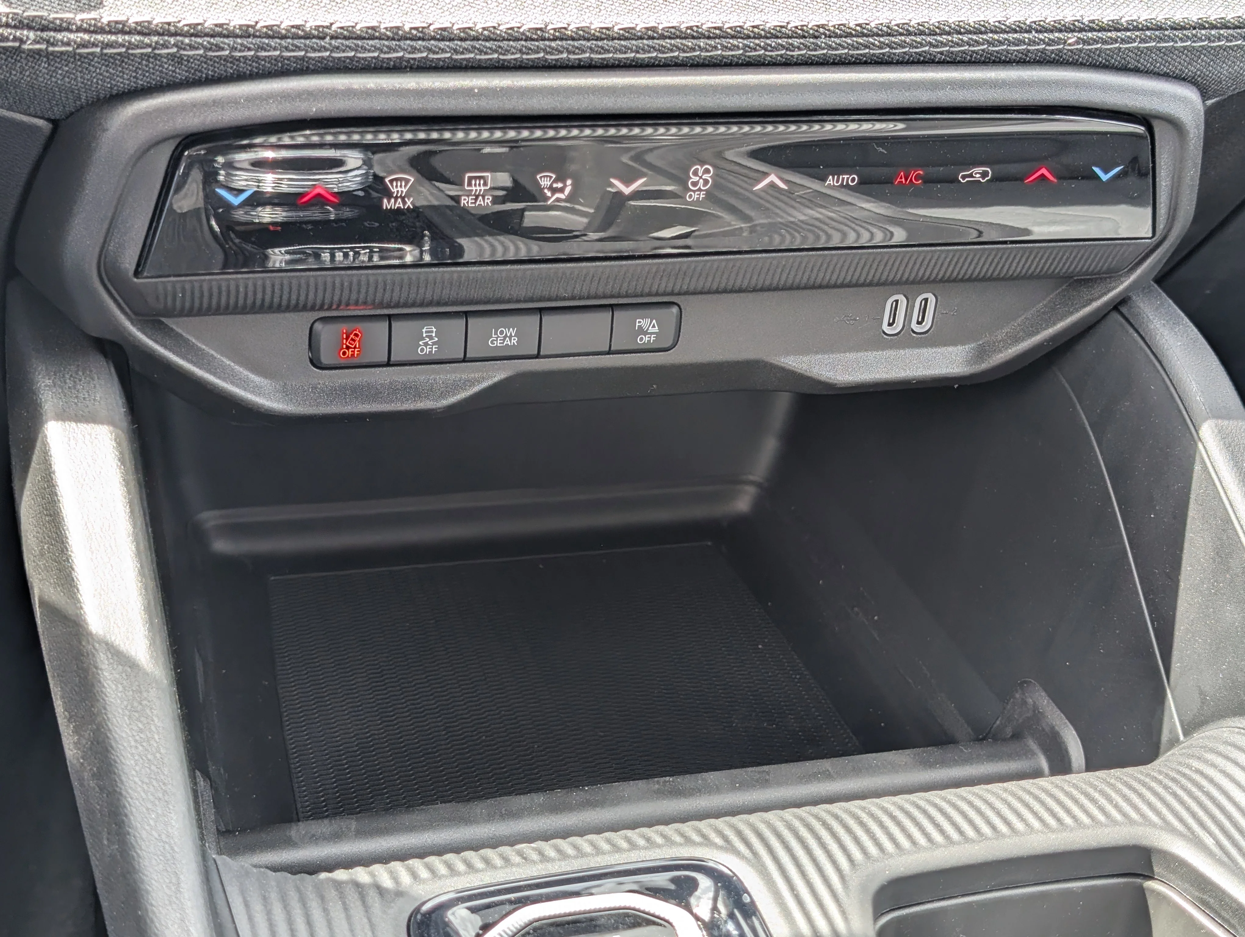 New 2026 Bright White Jeep Laredo image 30