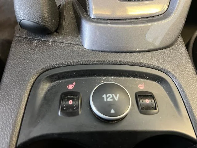 Used 2014 Ruby Red Tinted Clearcoat Ford  image 23