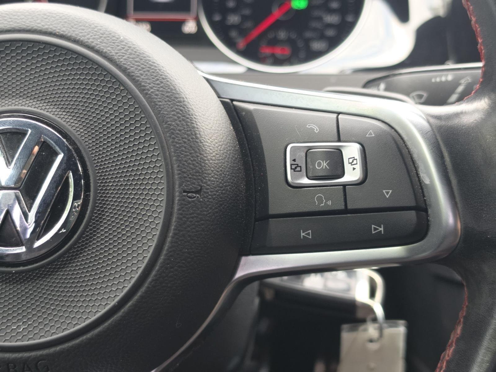 Used 2018 Night Blue Metallic Volkswagen S image 22