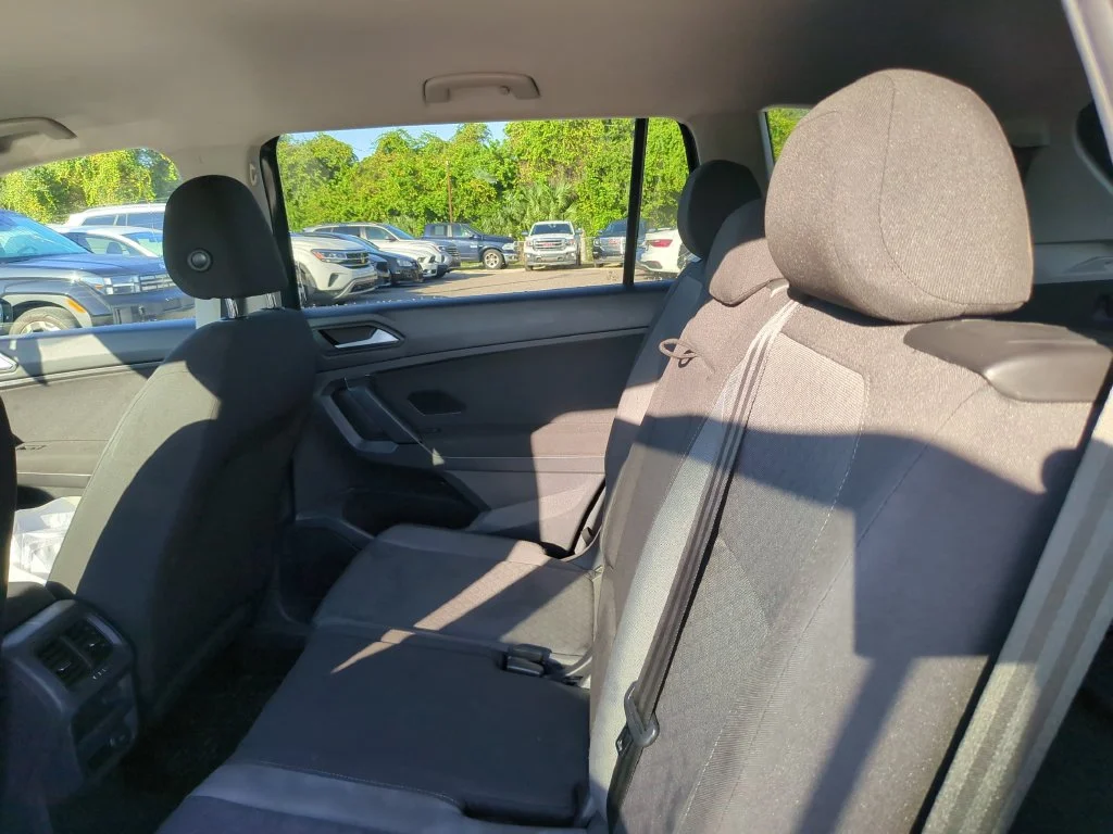 Used 2019 Blue Volkswagen 2.0T S image 6