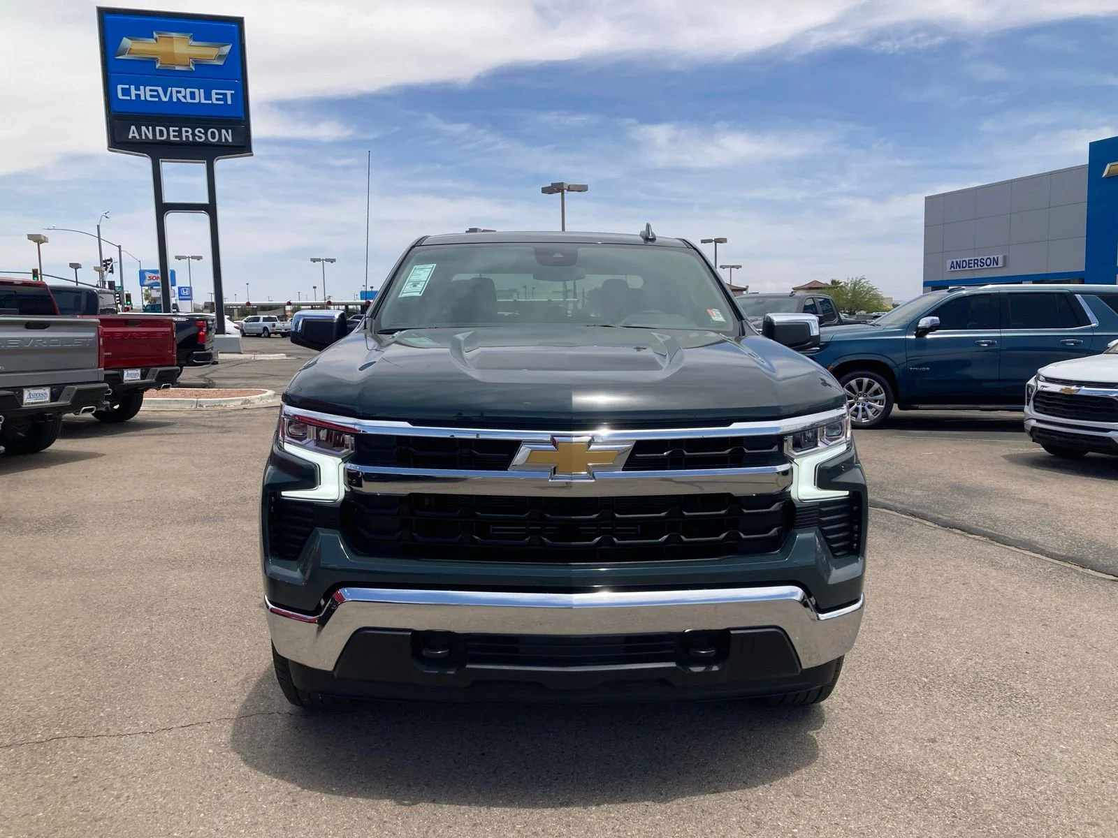 2025 Chevrolet Silverado 1500 LT - Photo 2