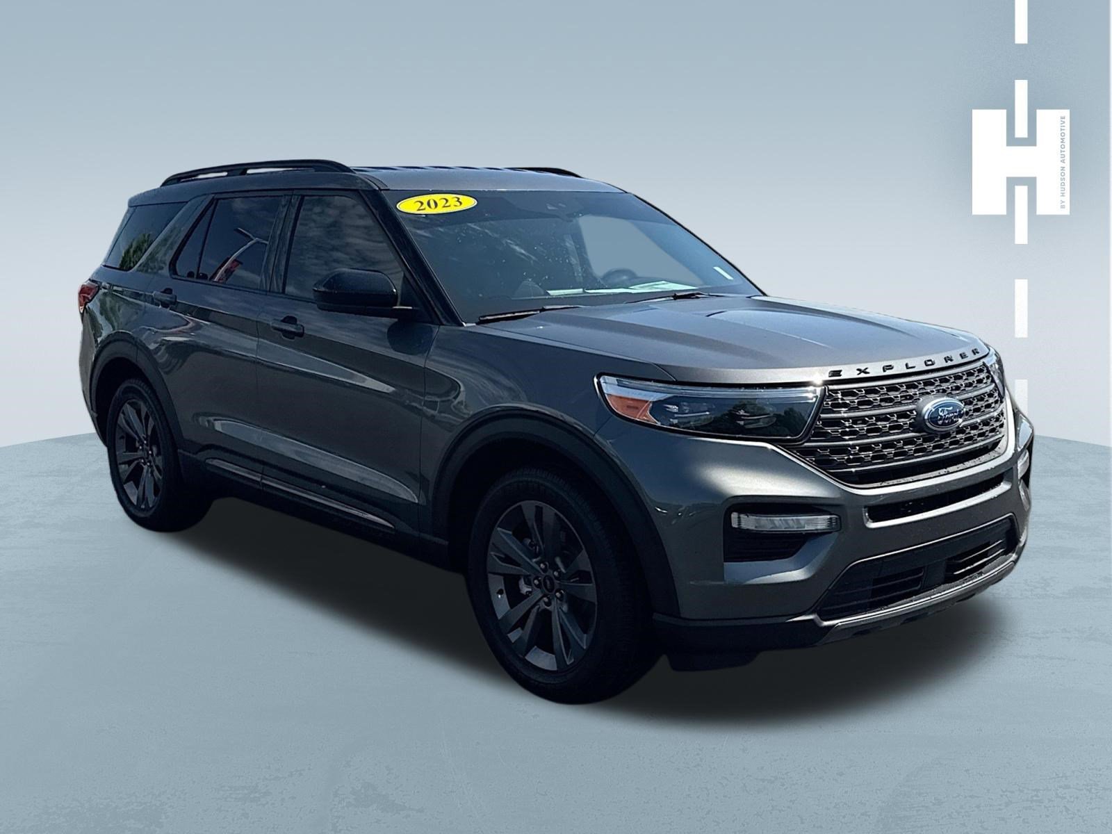 2023 Ford Explorer XLT RWD's photo