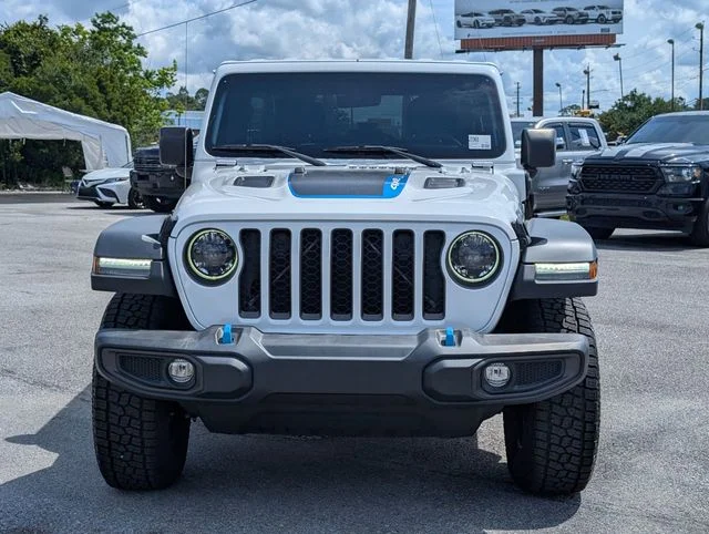 Used 2023 White Jeep Rubicon 4xe image 8