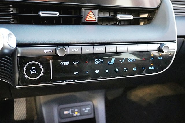 New 2027  Hyundai SEL image 40