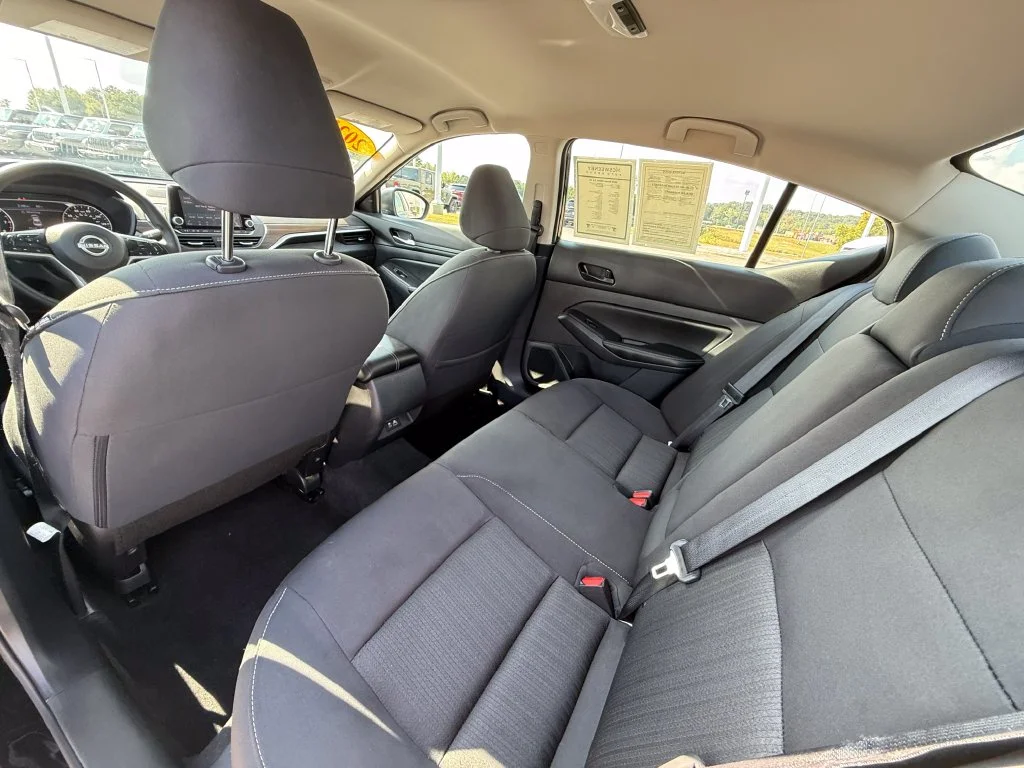 Used 2025 Black Nissan 2.5 SV image 23