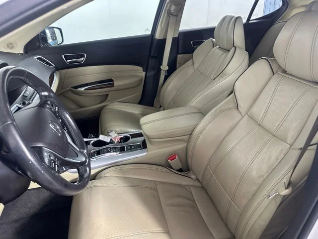 Used 2019  Acura 3.5L Advance Pkg image 11