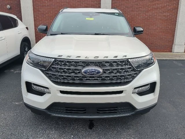 Used 2023 White Ford XLT image 11