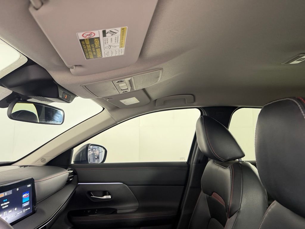 Used 2025 Gun Metallic Nissan SR image 16