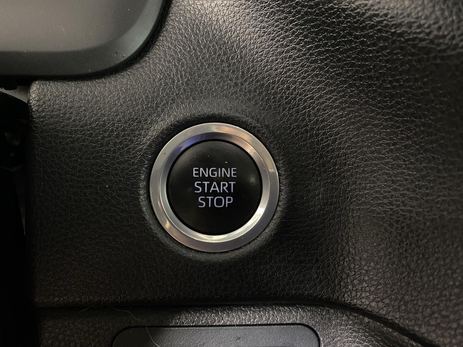 Used 2024 Ice Cap Toyota SR5 image 17