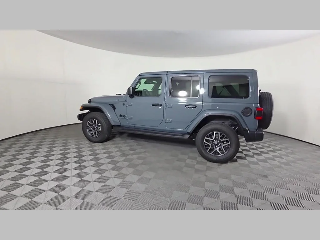 New 2026 Anvil Clear-Coat Exterior Paint Jeep Sahara image 34