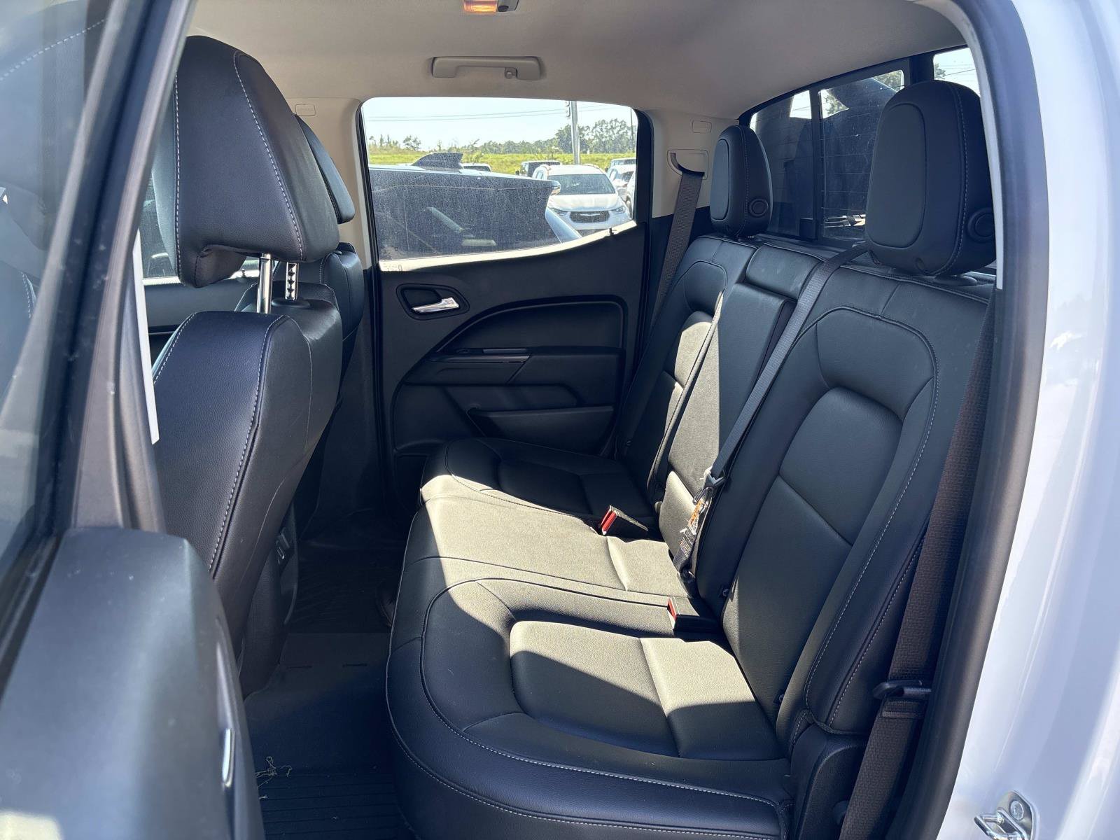 Used 2019 Summit White Chevrolet 4WD ZR2 image 15