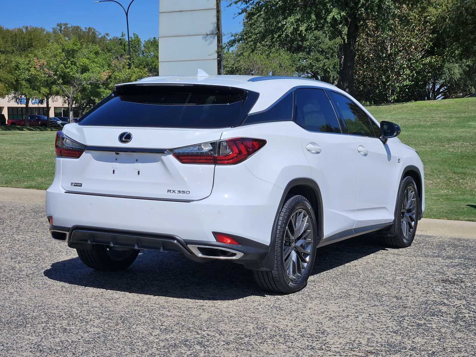 Certified Used 2022 ULTRA WHITE Lexus F SPORT Handling image 4