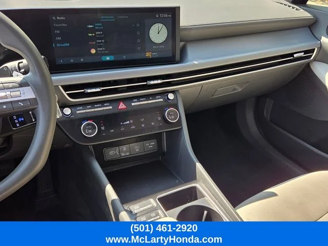 Used 2024 Onyx Black Hyundai SEL image 28