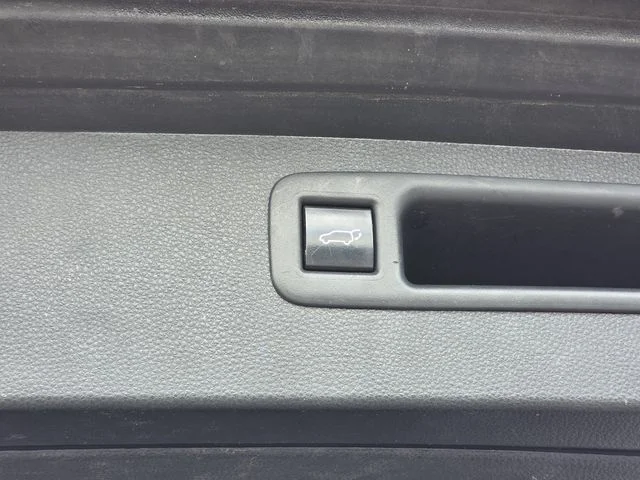 Used 2022 Black Toyota XLE image 30