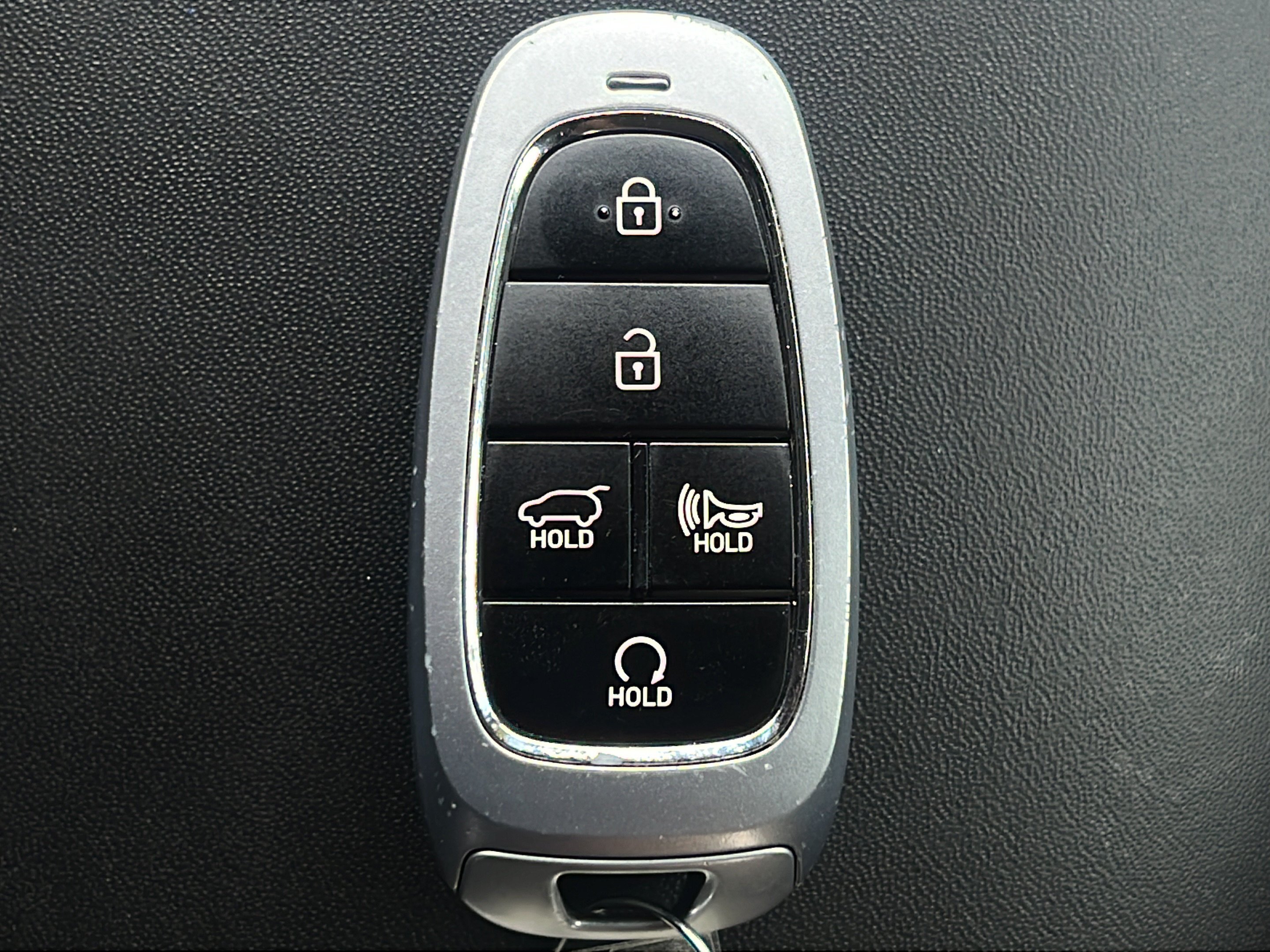 Used 2023 Hampton Gray Hyundai SEL image 27