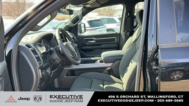 New 2026 Diamond Black Crystal Pearl-Coat Exterior Paint RAM Big Horn/Lone Star image 9