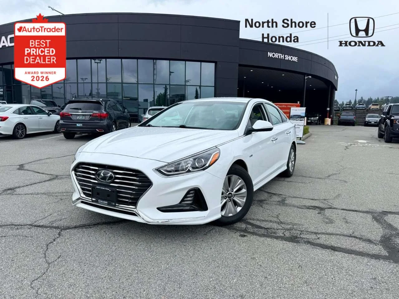 Used 2019 Hyper White Hyundai Hybrid Preferred Dilawri Certified   Local BC   Cl image 1
