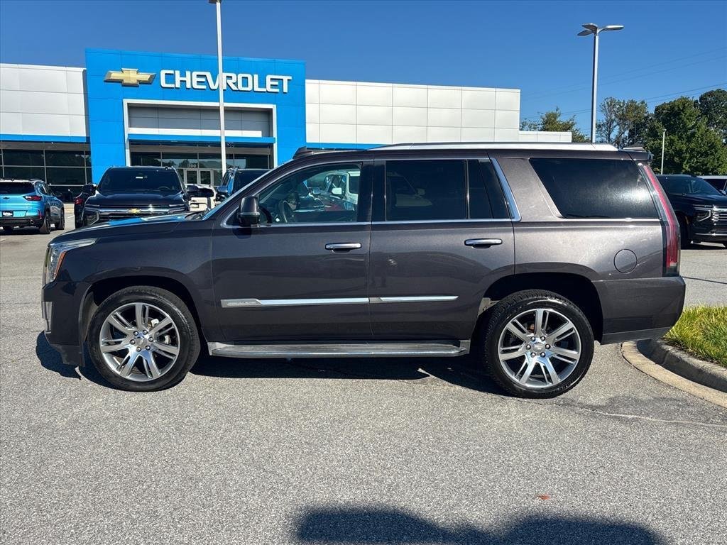 2015 Cadillac Escalade Luxury - Photo 4