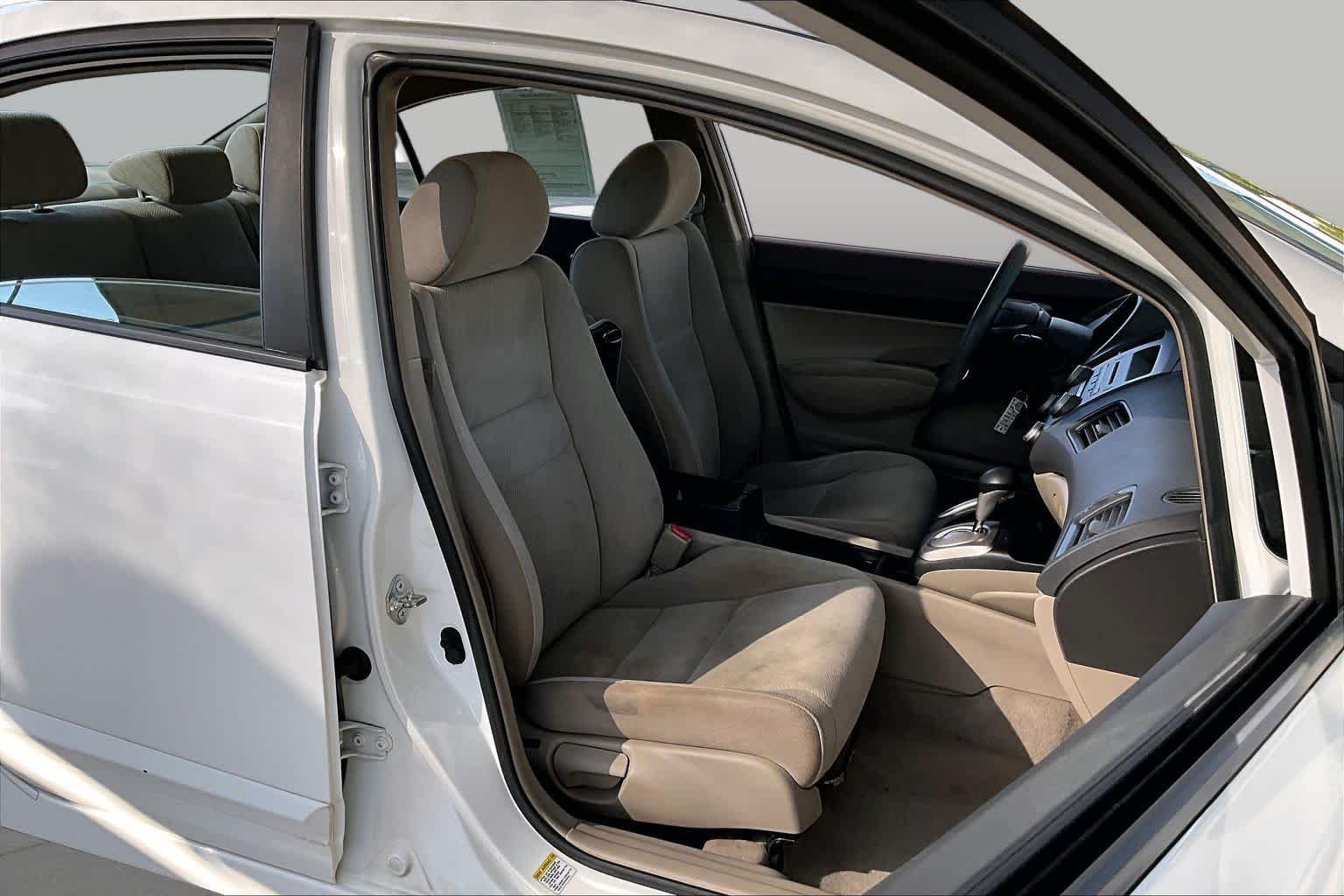 Used 2011 Taffeta White Honda LX image 8