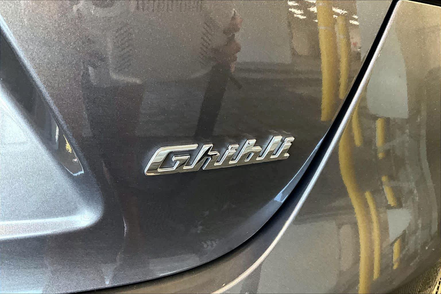 Used 2021 Grigio Maratea Metallic Maserati S Q4 GranLusso image 10