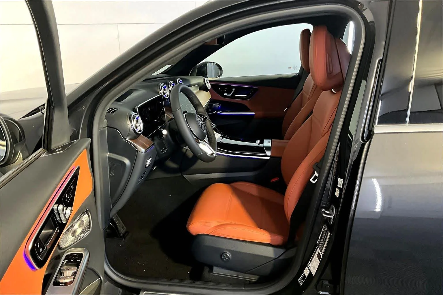 2026 Mercedes-Benz GLC Base - Photo 13