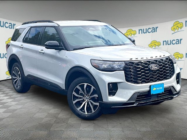 New 2027 White Ford ST-Line image 1