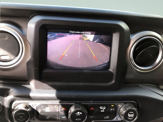 Used 2019 Red Jeep Unlimited Sahara image 18