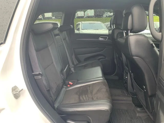 Used 2022 White Jeep Laredo X image 13