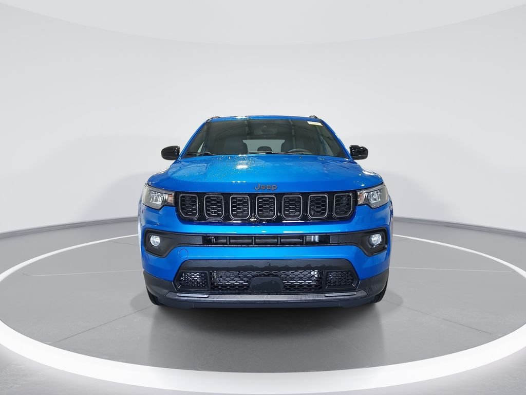 New 2026 Hydro Blue Pearl-Coat Exterior Paint Jeep Latitude image 3