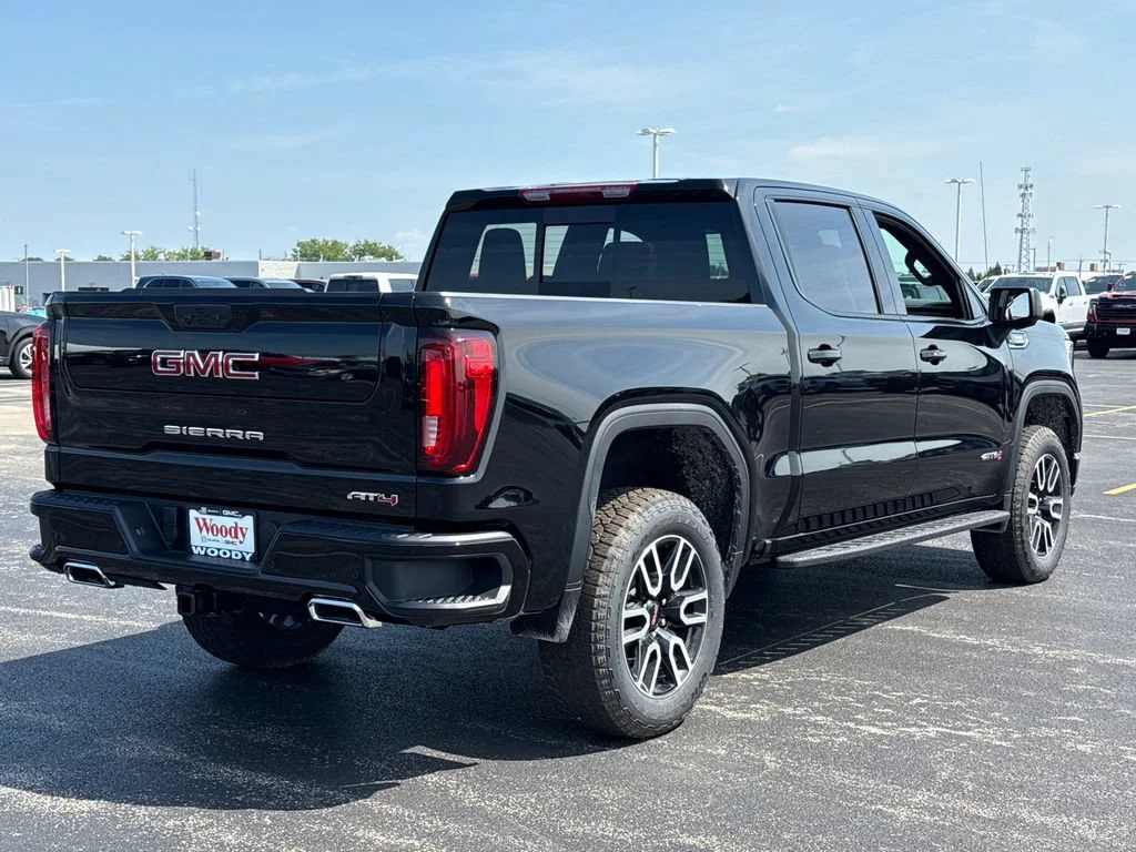 2026 GMC Sierra 1500 AT4 - Photo 6