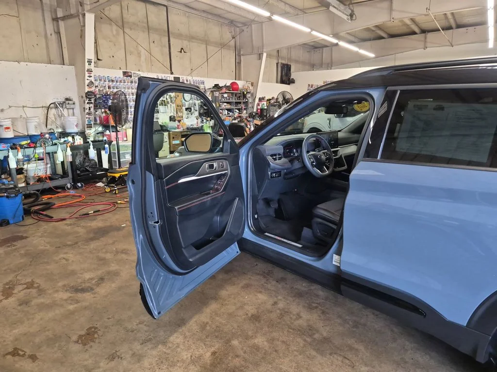 Used 2025 Vapor Blue Metallic Ford ST-Line image 9