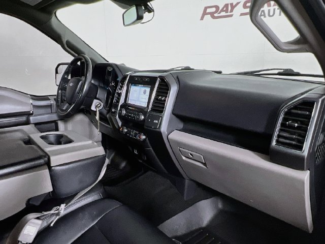 Used 2019 Red Ford XLT image 36