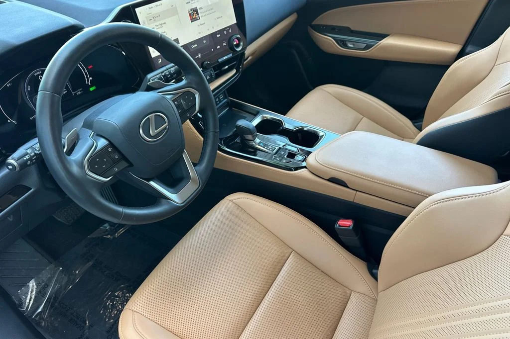 Certified Used 2026 White Lexus 350h Premium image 11