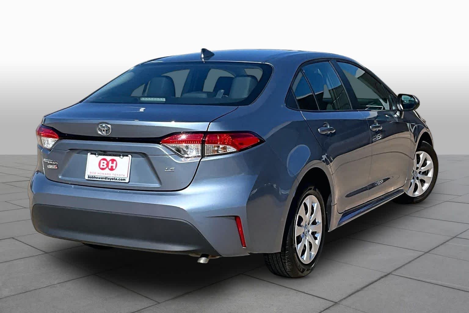 Used 2026 Celestite Toyota LE image 13