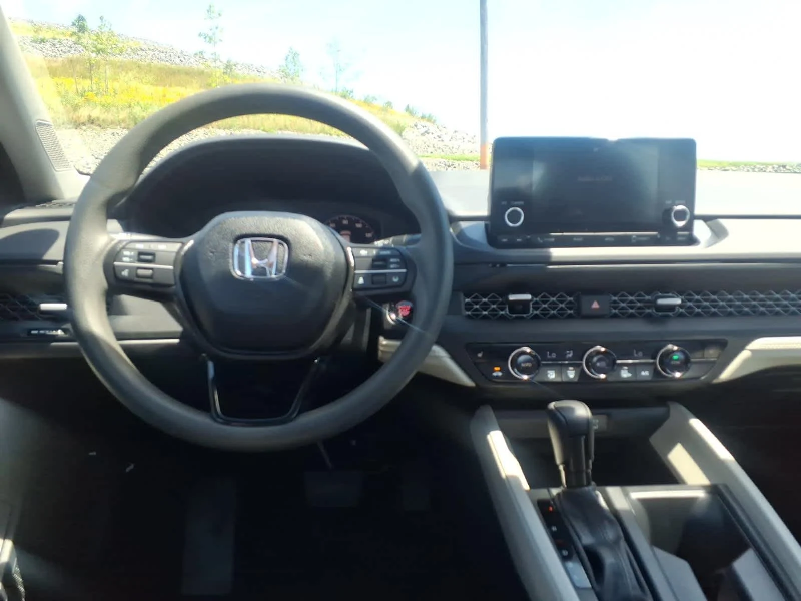 2023 Honda Accord EX - Photo 13
