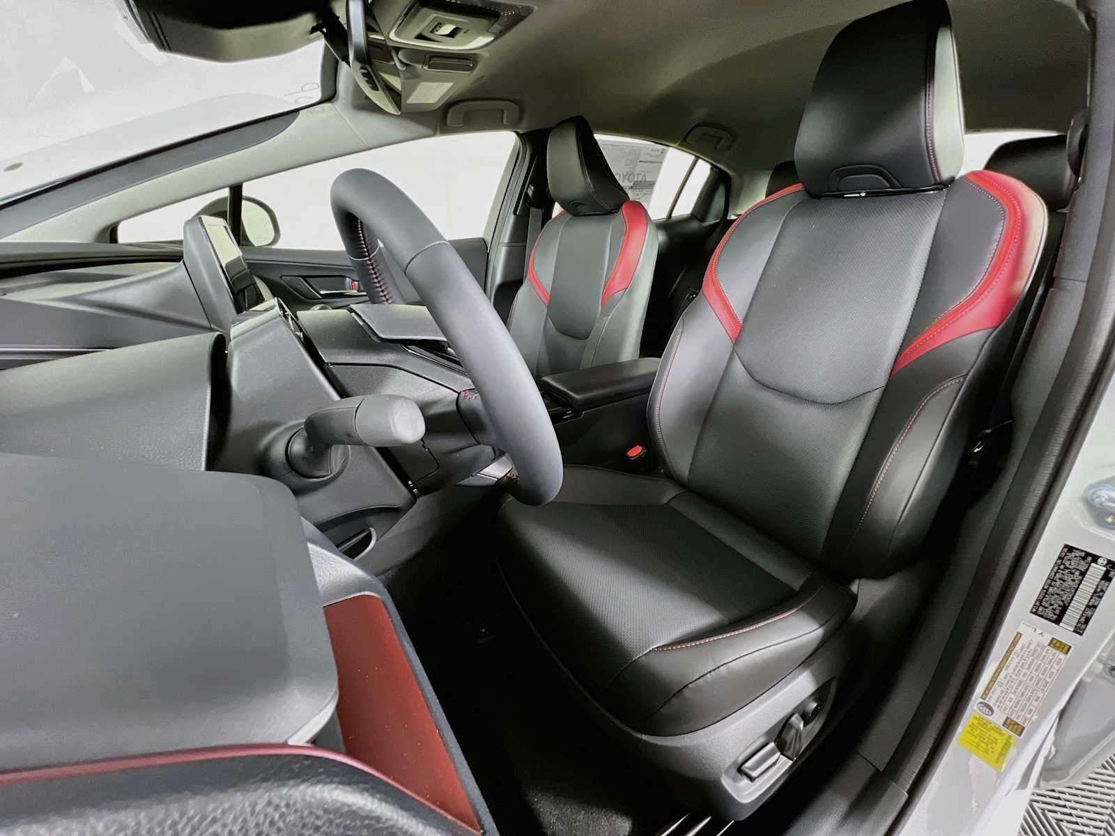 2026 Toyota Prius Plug-In Hybrid — photo 13