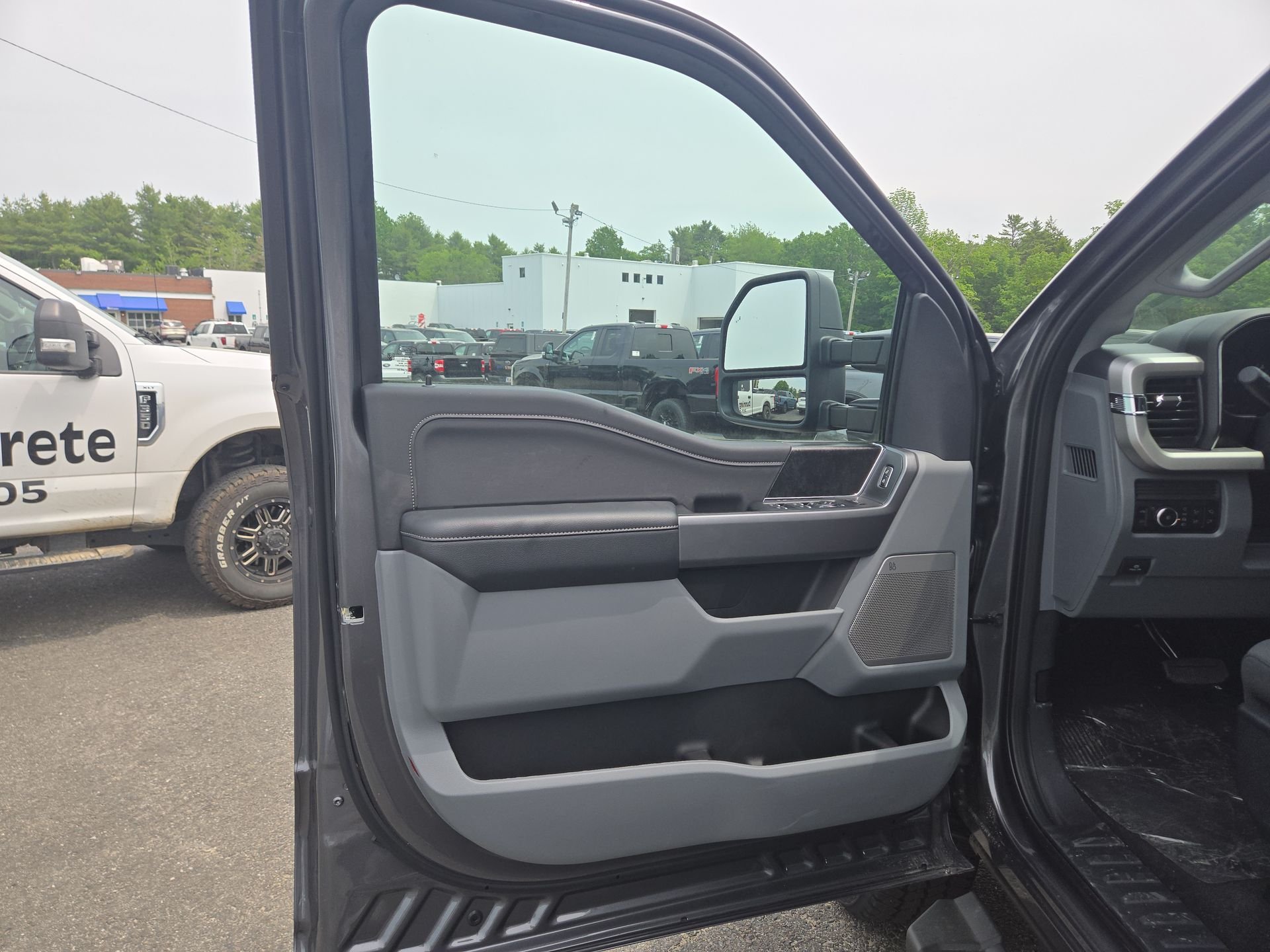 New 2026 Carbonized Gray Metallic Ford F-350® XLT image 5