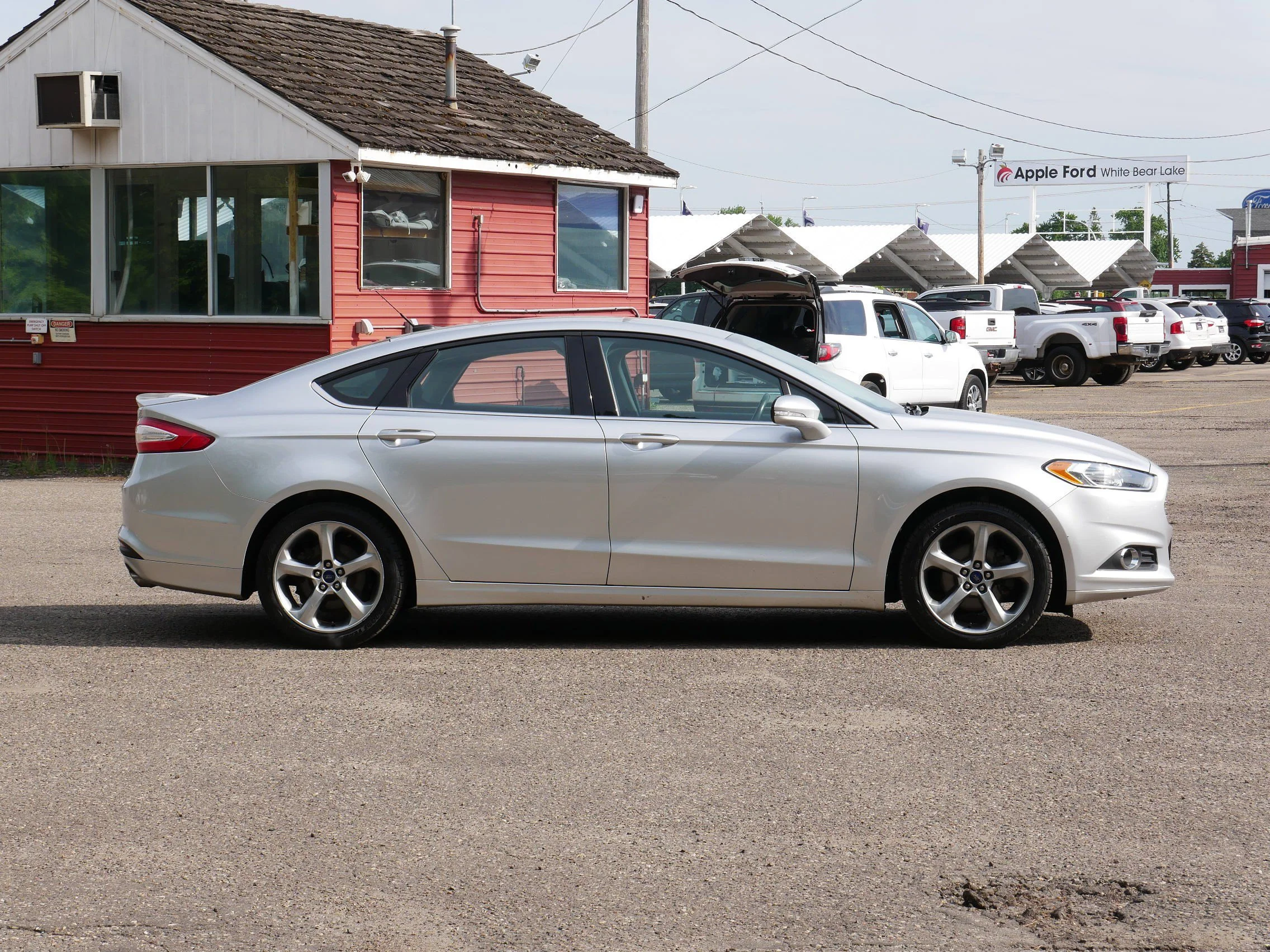 Used 2014 Ford Fusion SE with VIN 3FA6P0HD8ER177051 for sale in White Bear Lake, Minnesota