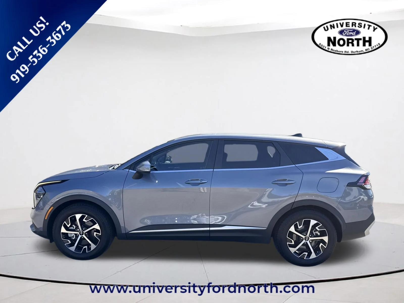 Used 2024 Everlasting Silver Kia EX image 4
