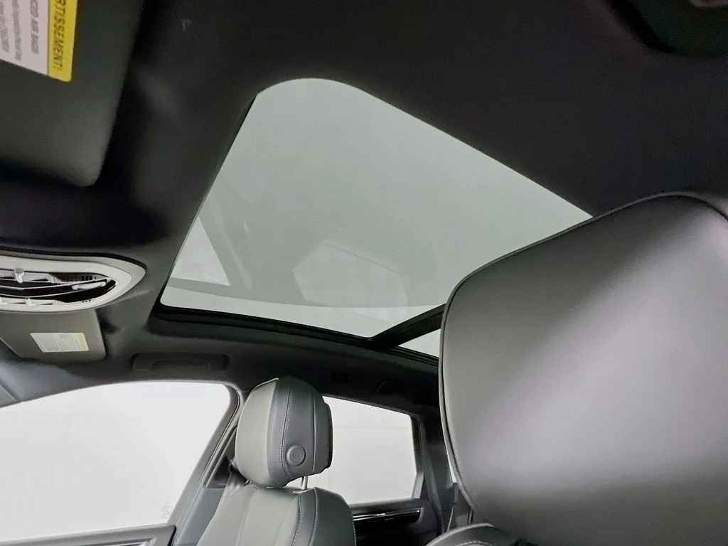 New 2026 White Porsche Base image 14