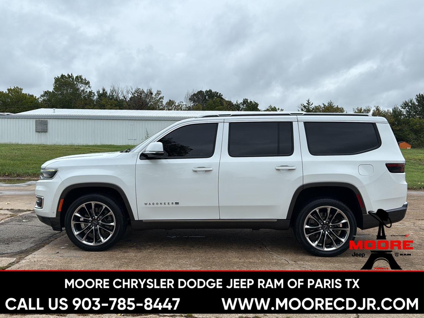 Used 2022 Bright White Clearcoat Jeep Series III image 4