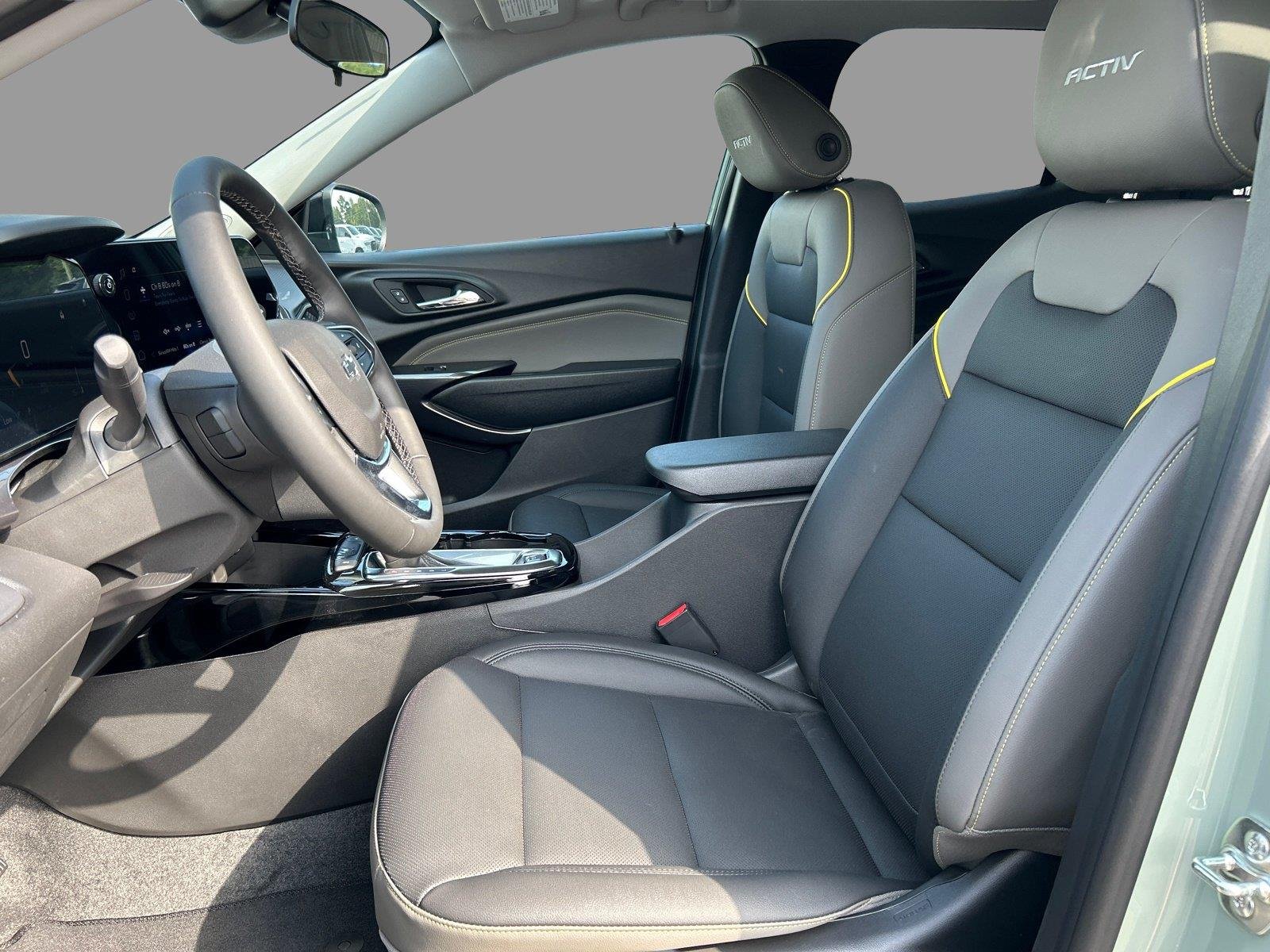 2026 Chevrolet Trax Activ - Photo 13