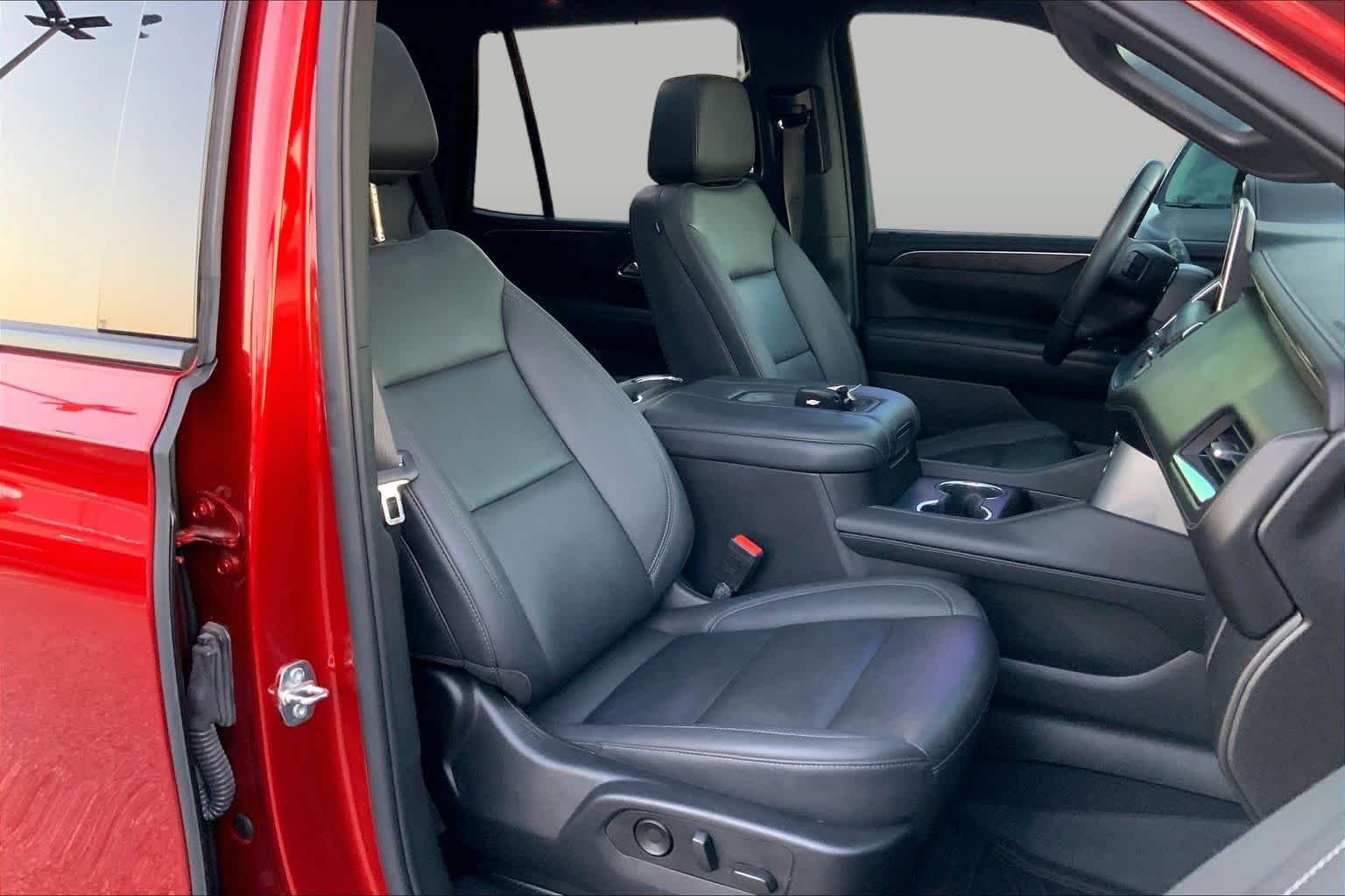 Used 2023 Radiant Red Tintcoat Chevrolet Z71 image 9