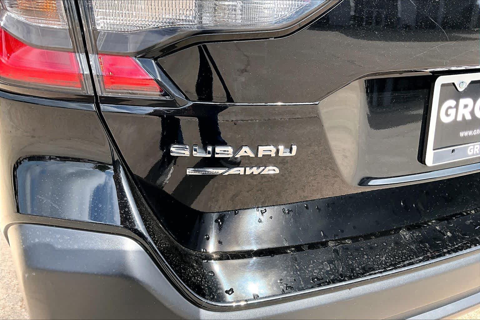 Used 2024 Crystal Black Silica Subaru Premium image 29