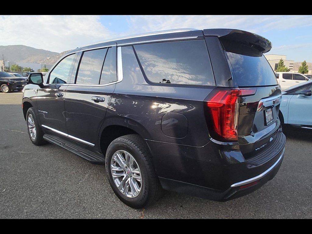 Used 2023 Silver GMC SLT image 2