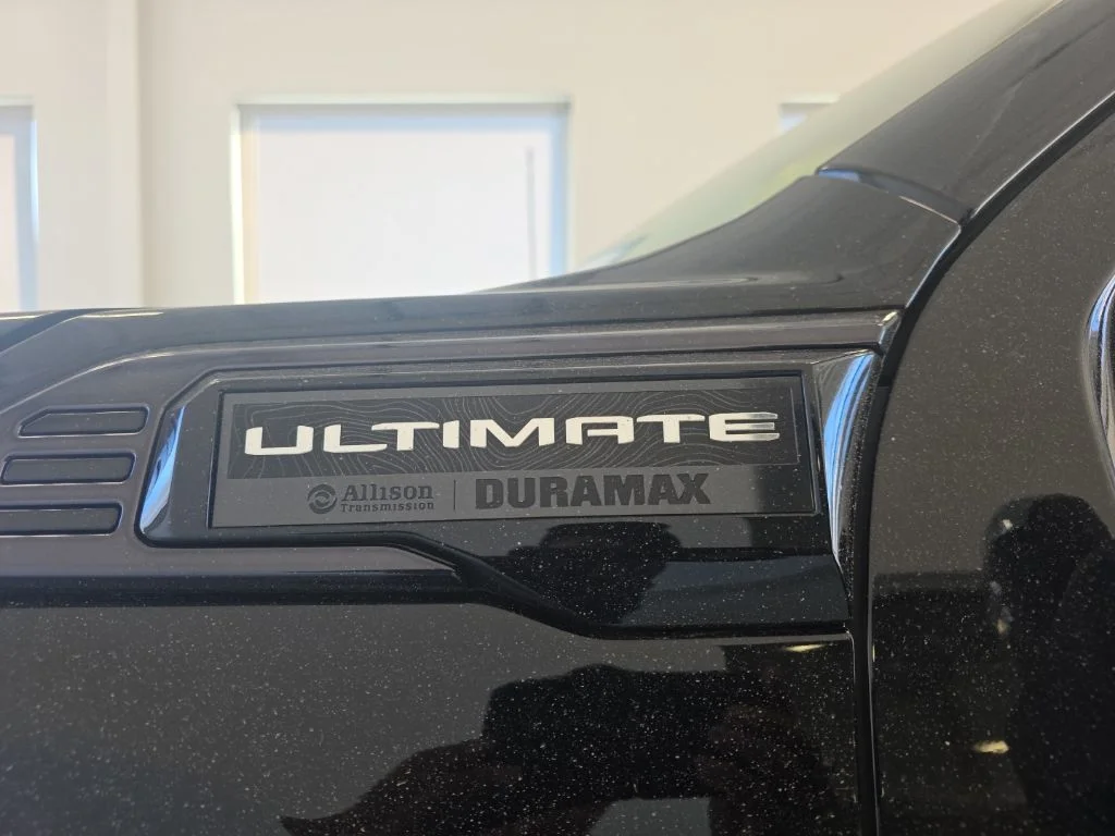 Used 2024 Onyx Black GMC Denali Ultimate image 7