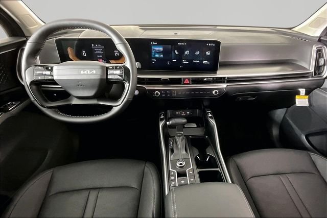 Used 2026 Black Kia S image 5