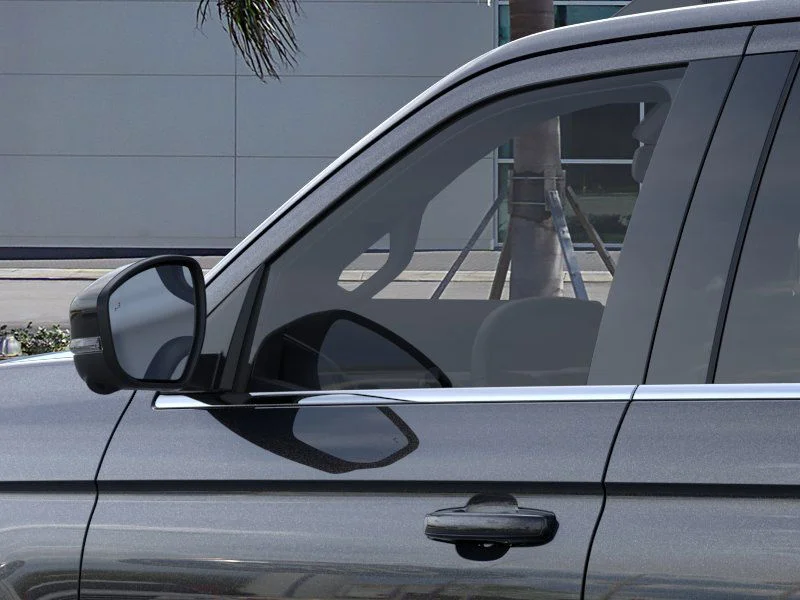 New 2025 Agate Black Metallic Ford Platinum® image 40